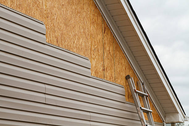 24/7 Emergency Storm Damage Siding Repair experts in Thorndale, TX